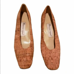 Vintage 90’s Etienne Aigner 7 cork‎ square toe heels